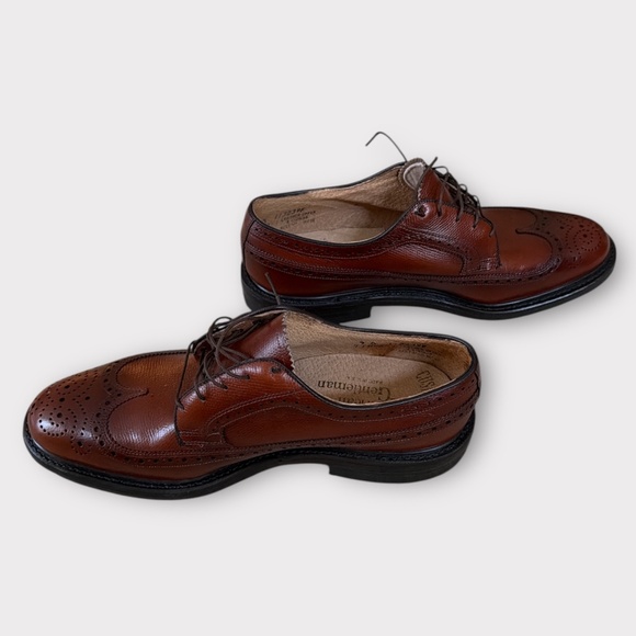 American Gentleman Brown Leather Oxford Wingtip Shoes Size 9 - Vintage Like New - Picture 3 of 6